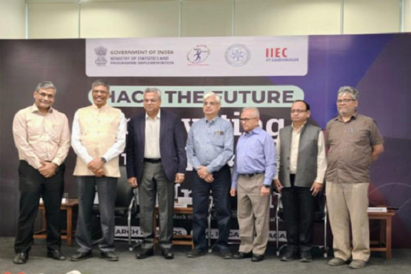 IIT ગાંધીનગર ખાતે આયોજિત “હેક ધ ફ્યુચર” હેકાથોનનું આયોજન