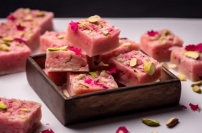 rose barfi