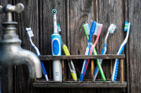 tooth brush