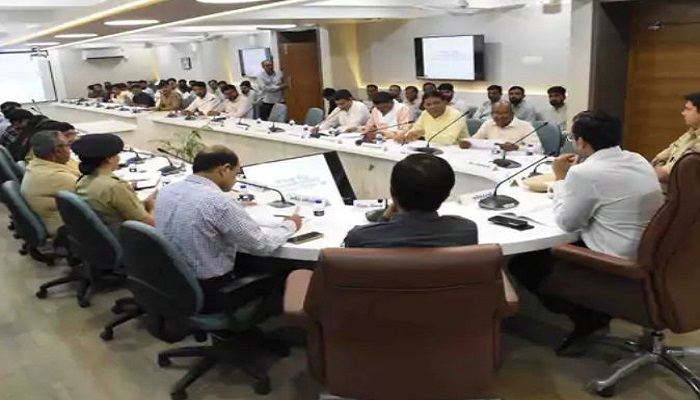 બનાસકાંઠામાં વિકાસ કામોની સમીક્ષા માટે સંકલન સમિતિની બેઠક મળી