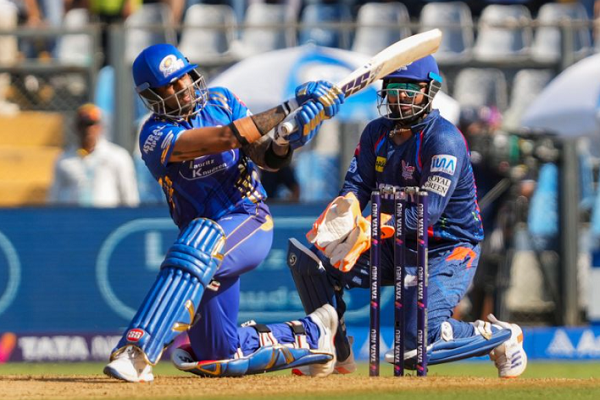 IPL મેચમાં મુંબઈ ઈન્ડિયન્સે લખનઉ સુપર જાયન્ટ્સને 54 રનથી હરાવ્યું