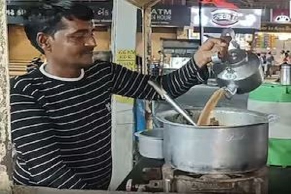 કોડિનારમાં ચાની લારીવાળાને ઈન્કમટેક્સની 115 કરોડની નોટિસ મળી