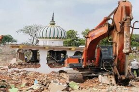 Chandola lake, pressure removed