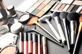 Fack, cosmetics
