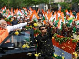 Modi road shaw, gandhinagar