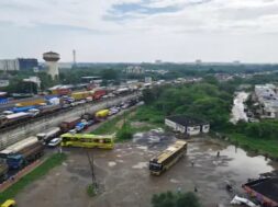 Baroda highway, traffic jaam-1