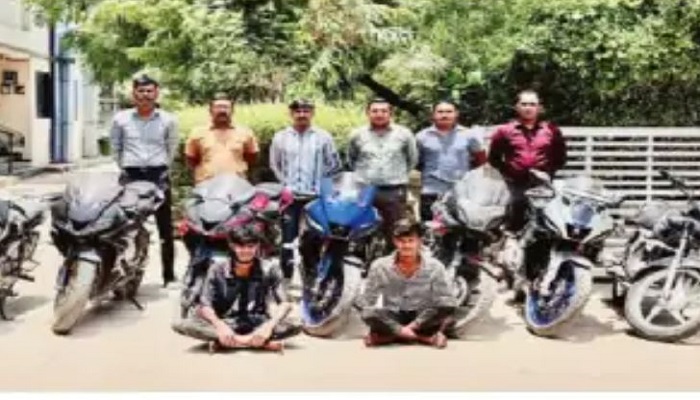 અમદાવાદમાં મોંઘા સ્પોર્ટ્સ બાઈકની ચોરી કરનારા બે શખસો રાજસ્થાનથી પકડાયા