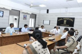 CM, VISIT, CIVIL HOSPITAL