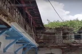 Dilapidated building, Rajkot