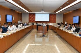 Gandhinagar, meeting