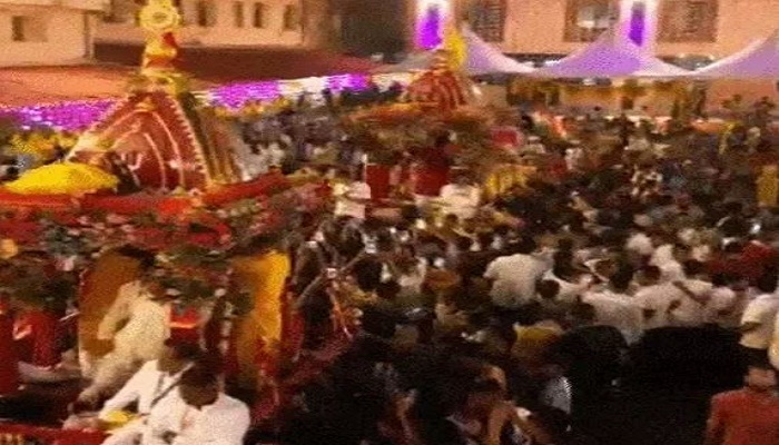 ભગવાન જગન્નાથજી ભાવિકોને દર્શન આપવા માટે પરિક્રમાએ નિકળ્યા, દર્શન માટે લોકો ઉમટી પડ્યાં