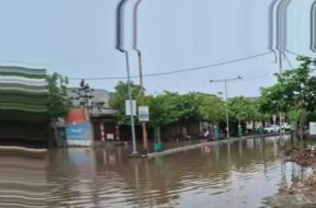 Vadhawan, rain water