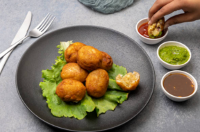 cheez pakoda