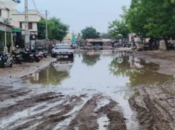gandhidham, rain