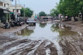 gandhidham, rain