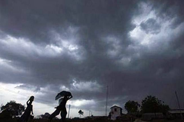 દેશમાં વાવાઝોડા સાથે ભારે વરસાદની આગાહી