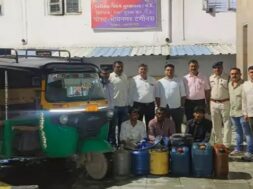 Diesel thief caught, Bhavnagar