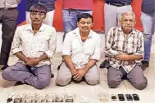 સસ્તા સોનાની લાલચ આપીને લોકોને છેતરતા 3 રાજસ્થાની શખસો પકડાયા