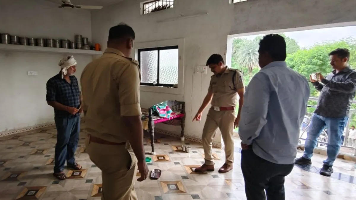 મધ્યપ્રદેશના એક જ પરિવારના ચાર સભ્યોએ કર્યો સામુહિક આપઘાત