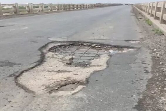 Patadi-malavan raod, bridge