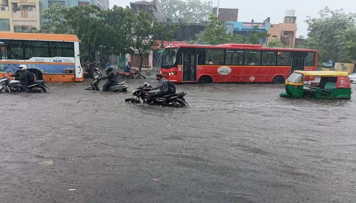 અમદાવાદમાં મેઘરાજાની ધડબડાટી, વટવામાં સૌથી વધુ સવા ચાર ઈંચ વરસાદ