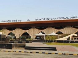 Rajkot, hirasar, Airport