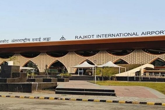 Rajkot, hirasar, Airport