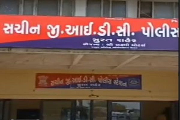 સુરતમાં પોલીસનું સરપ્રાઈઝ ચેકિંગ, ભાડા કરાર વિના મકાન ભાડે આપનારા 30 સામે ફરિયાદ