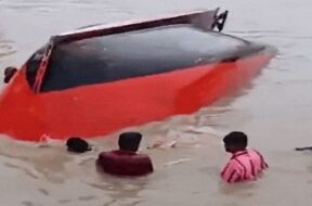 boat capsized