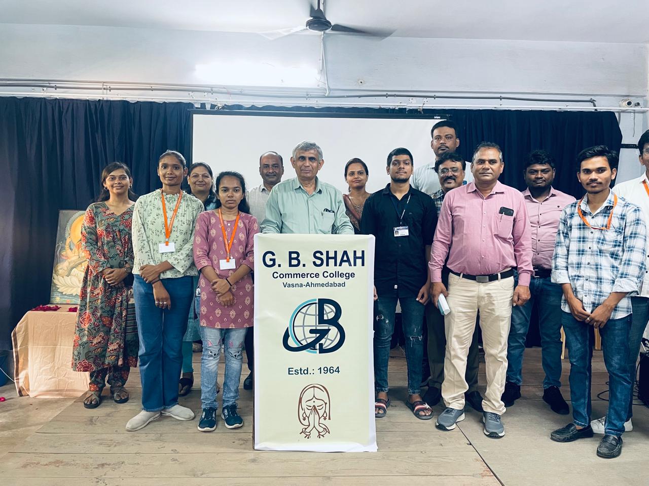 જી. બી. શાહ કોલેજમાં પ્રથમ વર્ષના વિદ્યાર્થીઓનો પ્રવેશોત્સવ યોજાયો