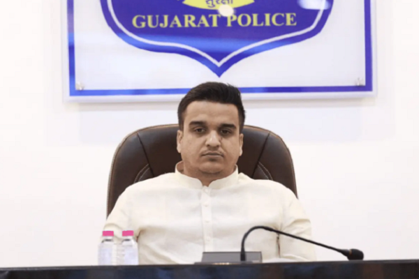ગુજરાત પોલીસ કોઈપણ પ્રકારના ગેરકાયદે જમીન દબાણને ચલાવી લેશે નહીં : હર્ષ સંઘવી