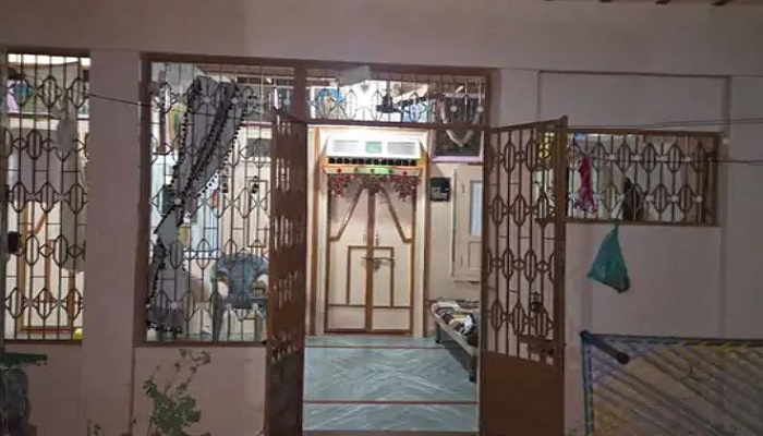 પાટડીના આદરિયાણા ગામે સોનીના ઘરે નકલી ઈન્કમટેક્સ અધિકારીઓને રેડ પાડી તોડ કર્યો