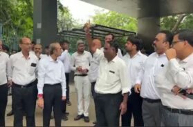 High court lawyers protest