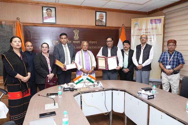 રાષ્ટ્રીય લઘુ ઉદ્યોગ નિગમ દ્વારા MSME ક્રેડિટ સુવિધા કાર્યક્રમ હેઠળ વિવિધ ખાનગી ક્ષેત્રની બેંકો સાથે સમજૂતી કરાર