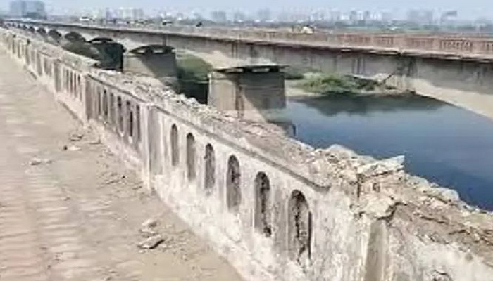 અમદાવાદમાં વિશાલા-નારોલ હાઈવે પરનો શાસ્ત્રી બ્રિજ 7 મહિના માટે બંધ કરાયો