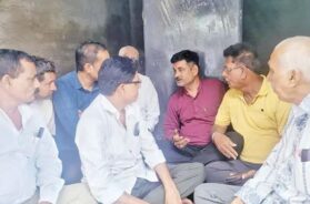 Viramgam, agitation on sewerage issue