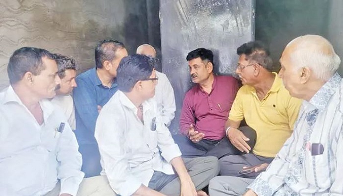 વિરમગામમાં ભાજપના સભ્યએ ગટરના પ્રશ્ને ઉપવાસ આંદોલન શરૂ કર્યું