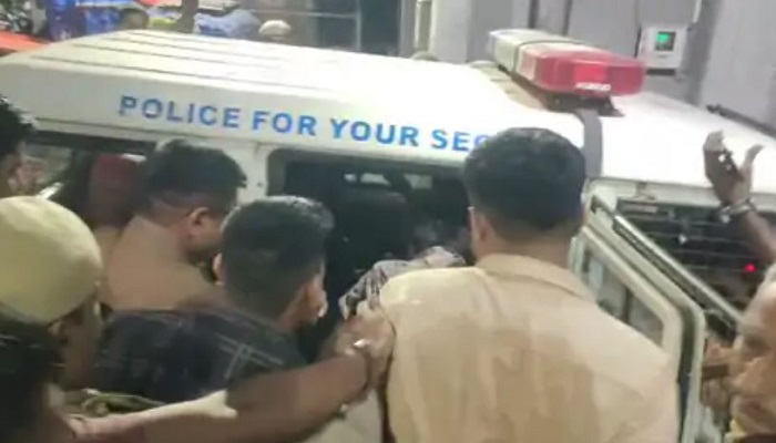 વડોદરામાં ઘરમાં ઘુંસી તિજોરી તોડીને તસ્કરો ચોરી કરતા હતા, ત્યારે પરિવારના સભ્યો આવી ગયા