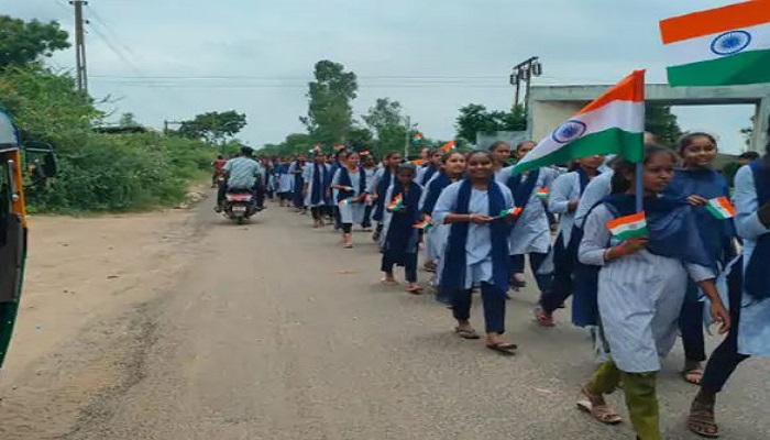 ગુજરાતમાં હર ઘર તિરંગા અને સ્વચ્છતાના કાર્યક્રમમાં 22.40 લાખથી વધુ વિદ્યાર્થીઓ જોડાયા