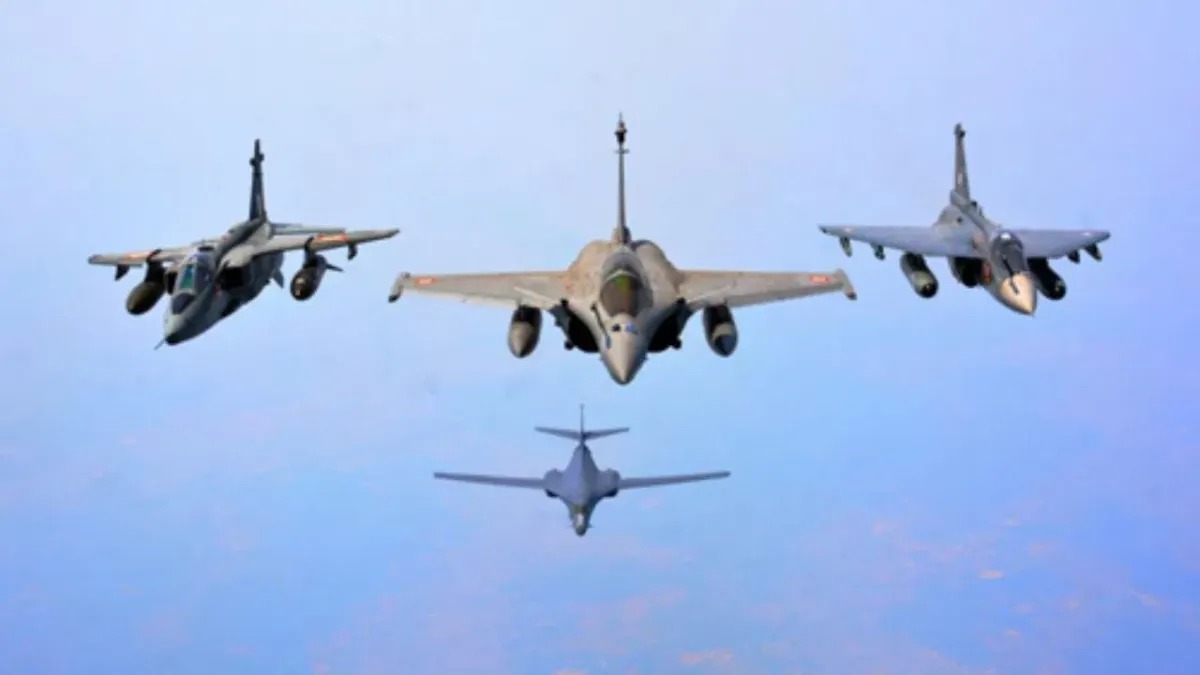 ભારતીય વાયુસેના કરાચીના હવાઈ વિસ્તારમાં સામે કરશે યુદ્ધાભ્યાસ, NOTAM જાહેર