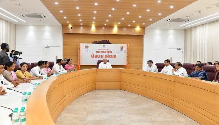શિક્ષકોની મહેનતના લીધે વાલીઓ બાળકોને સરકારી શાળાઓમાં પ્રવેશની પ્રાથમિકતા આપે છેઃ CM