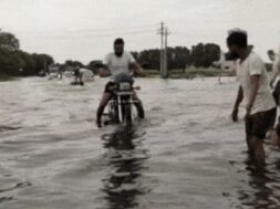 Dholaka-ahmedabad road, rain