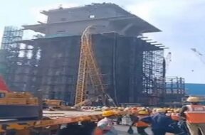 Surat, crane collapsed
