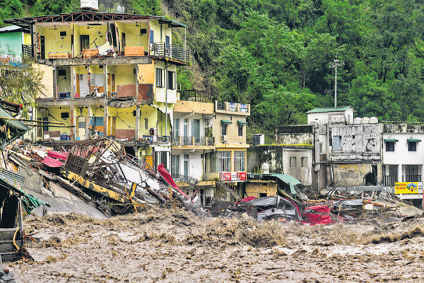 ઉત્તરાખંડમાં ભારે વરસાદનો કહેર યથાવત, દેહરાદૂનમાં 13 લોકોના મોત