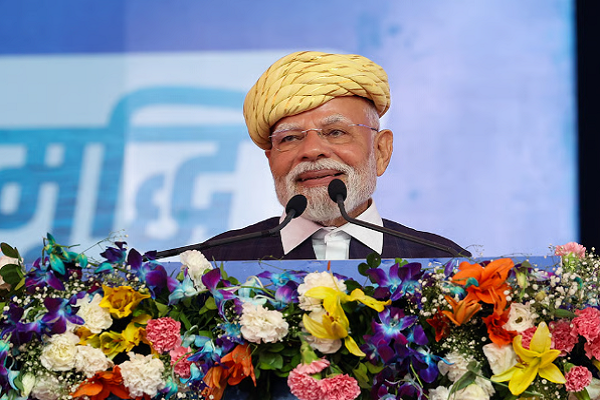 વર્ષ 2047 સુધી વૈશ્વિક દરિયાઈ વેપારમાં ભારતની ભાગીદારીને ત્રણ ગણી કરવાનો સરકારનો લક્ષ્યાંક : પ્રધાનમંત્રી નરેન્દ્ર મોદી