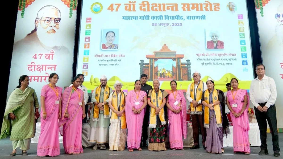 ‘લિવ-ઇન રિલેશનશિપથી સાવધાન રહેવા રાજ્યપાલ આનંદીબેન પટેલે દીકરીઓને કરી અપીલ