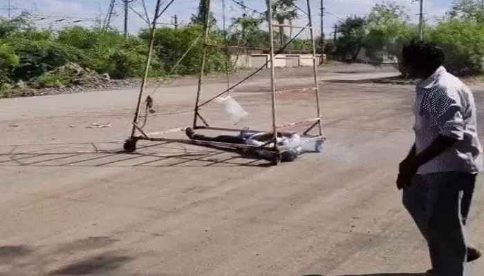 વાઘોડિયામાં સ્ટ્રીટ લાઈટ રિપેર કરતા 3 કર્મચારીઓને કરંટ લાગ્યો, એકનું મોત