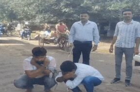 Bhavnagar, two arrested for attacking muni. team