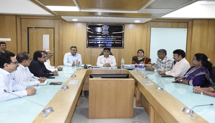 ખોરાકમાં ભેળસેળ કરતા લોકોને બક્ષવામાં નહીં આવે, આરોગ્ય મંત્રીએ આપી ચેતવણી
