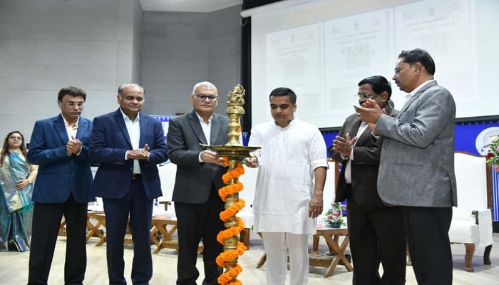 ગુજરાતમાં RTIના કેસોનો ઝડપી ઉકેલ લાવી દેશમાં અગ્રીમ હરોળનું સ્થાન બનાવ્યુઃ હર્ષ સંઘવી
